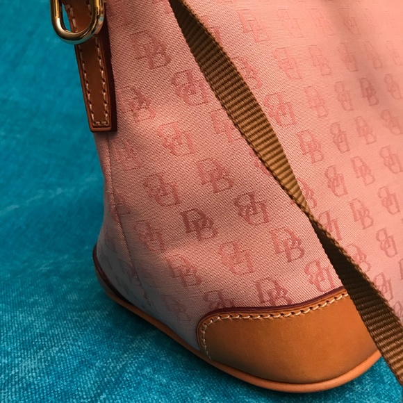 Dooney & Bourke Top Handle Satchel Handbag Purse - Picture 3 of 6